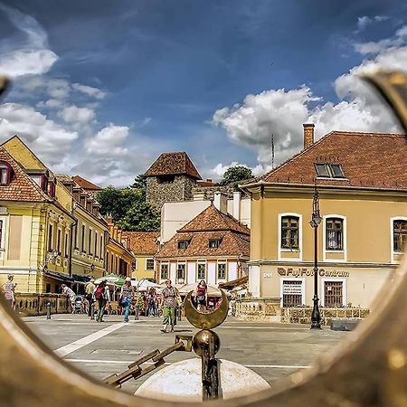 Oliaparman Apartment Eger Bagian luar foto