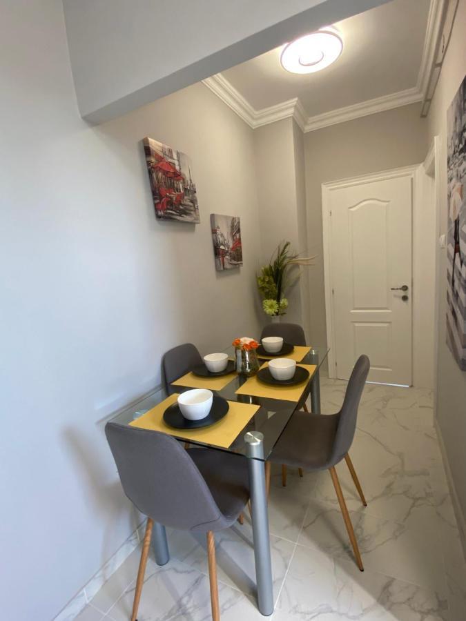 Oliaparman Apartment Eger Bagian luar foto