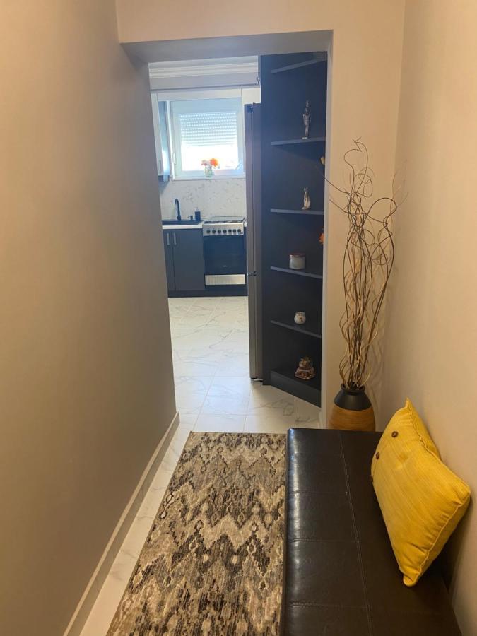 Oliaparman Apartment Eger Bagian luar foto